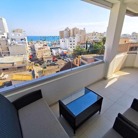 Sunny Daze Seaview Apartment Ларнака Екстер'єр фото