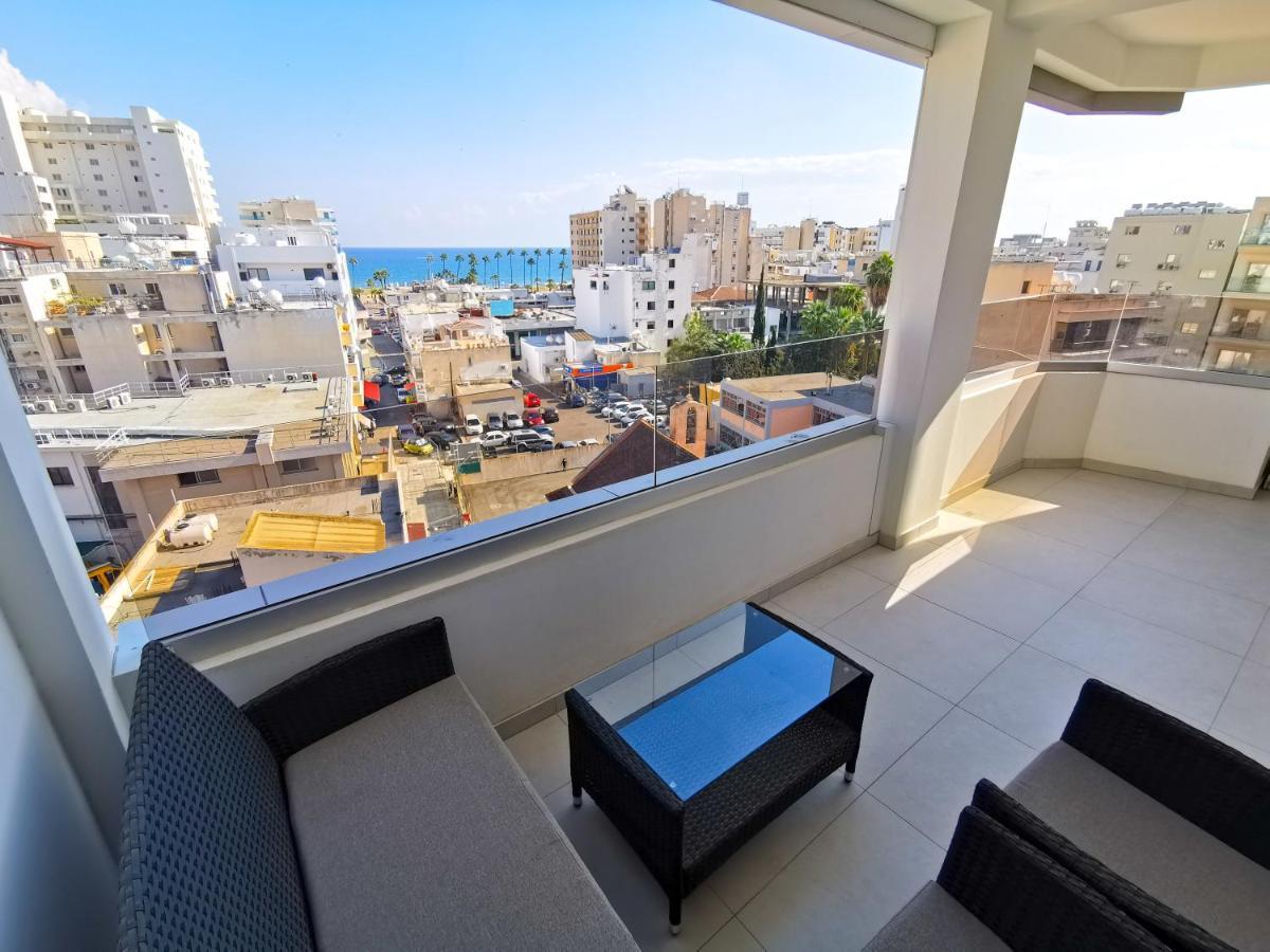 Sunny Daze Seaview Apartment Ларнака Екстер'єр фото